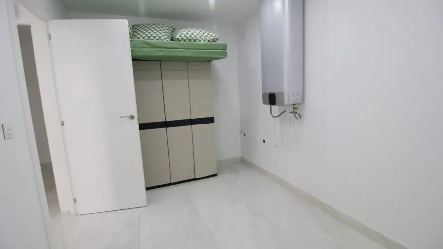 4 bedrooms apartment for sale, La Torre, Spain No. 719 № 5
