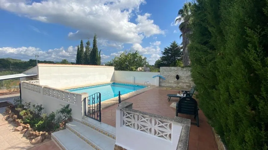 3 bedrooms house for sale , Algimia d'Alfara, Spain No. 685 № 19