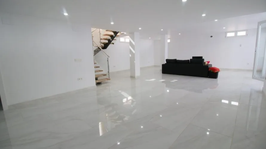 4 bedrooms apartment for sale, La Torre, Spain No. 719 № 7