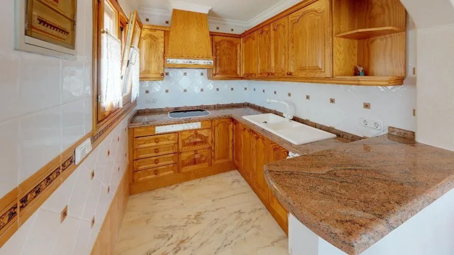 7 bedrooms villa for sale, Maryvilla, Spain No. 795 № 4
