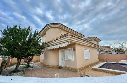 3 bedrooms apartment for sale, Torrevieja, Spain No. 1266