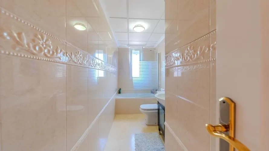 5 bedrooms villa for sale, Torrevieja, Spain No. 1098 № 23