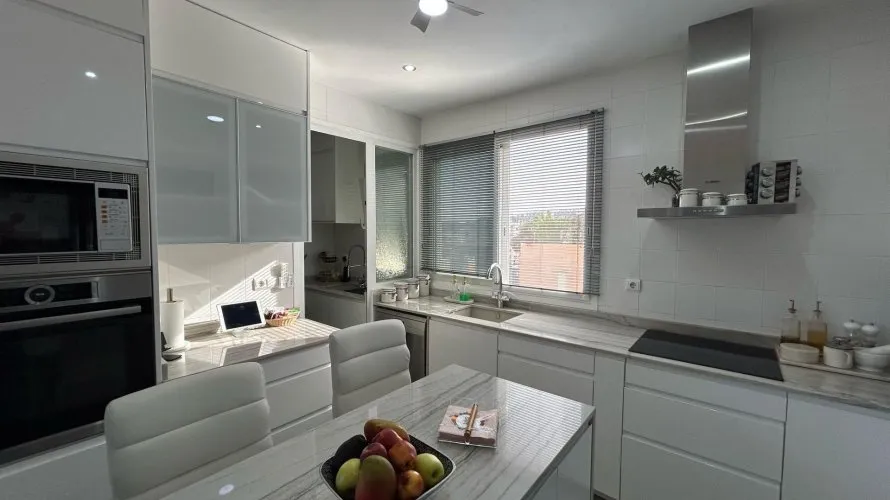 3 bedrooms penthouse for sale, Finestrat, Spain No. 1089 № 12