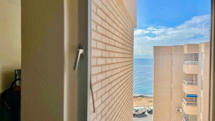 2 bedrooms penthouse for sale, Torrevieja, Spain No. 1262 № 25