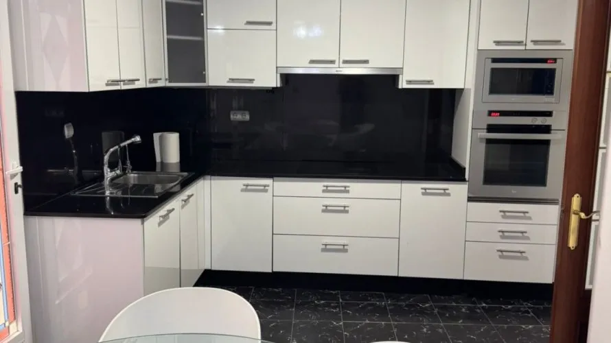 3 bedrooms apartment for sale, Torrevieja, Spain No. 606 № 4