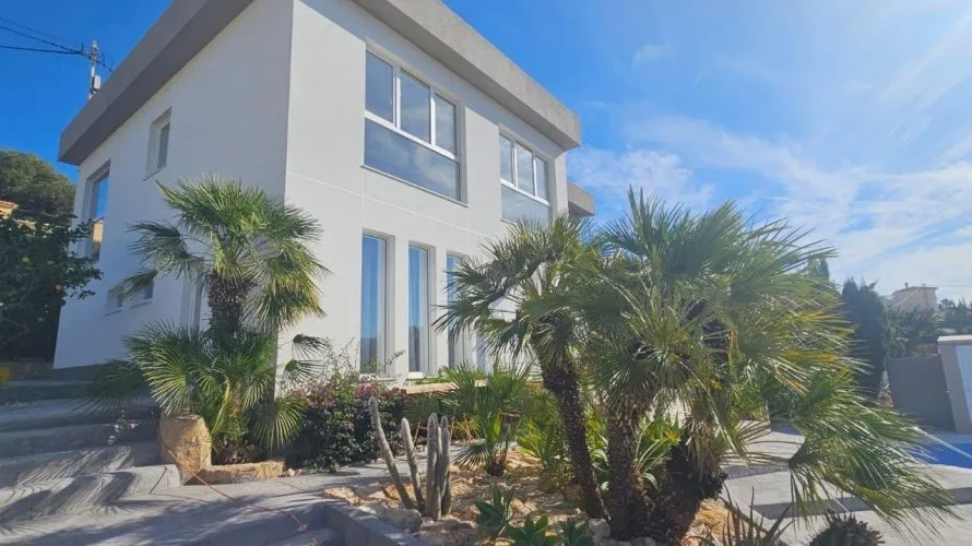 4 bedrooms villa for sale, Calpe, Spain No. 931 № 1