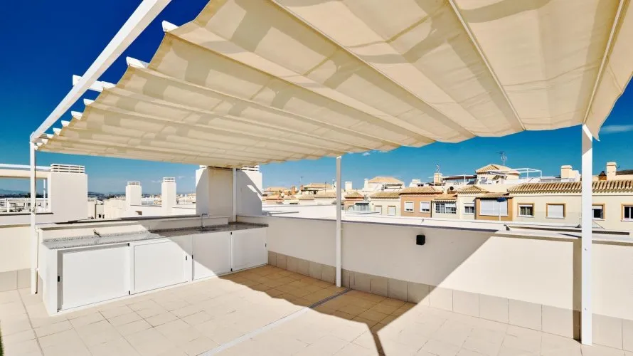 2 bedrooms bungalow for sale, La Veleta, Spain No. 619 № 24