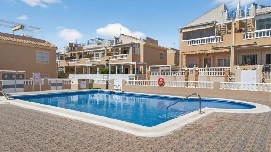 2 bedrooms house for sale , Torrevieja, Spain No. 1358 № 28