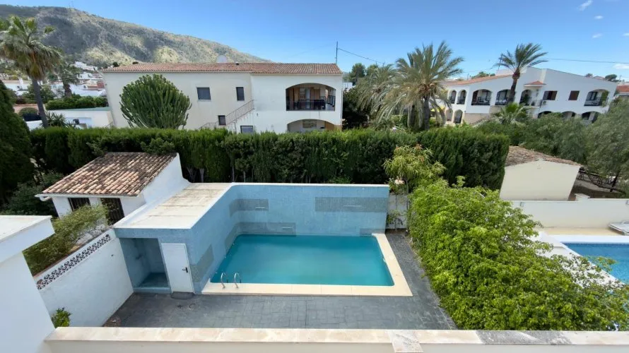 4 bedrooms house for sale, Albir, Spain No. 1369 № 1
