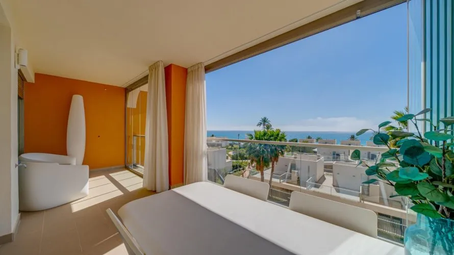 2 bedrooms apartment for sale, Villajoyosa, Spain No. 810