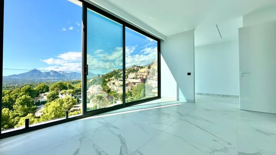 5 bedrooms villa for sale , Zona Altea Hills, Spain No. 557 № 11