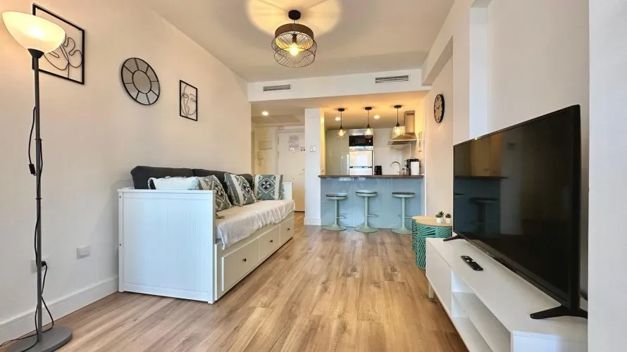 64m² apartment for sale , Benidorm, Spain No. 1013 № 6