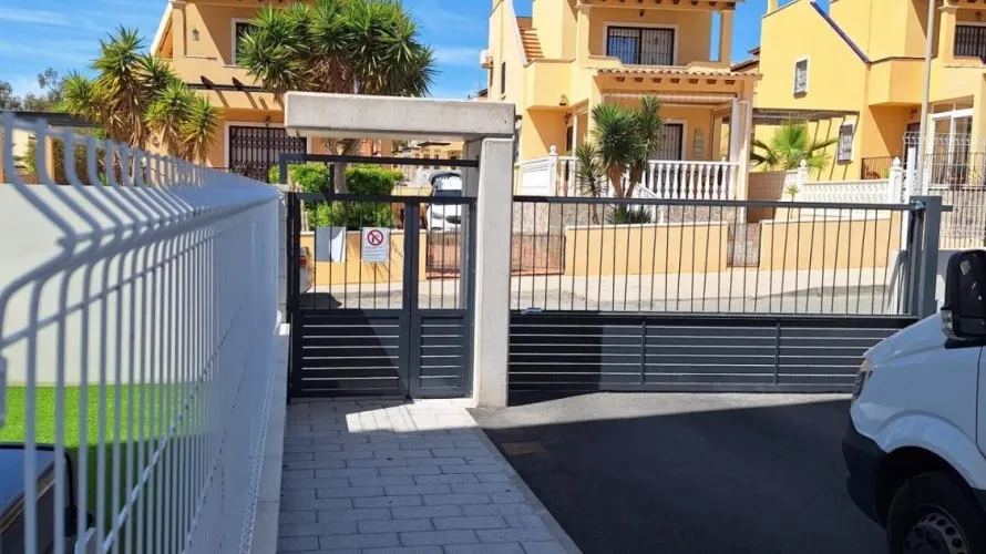2 bedrooms apartment for sale, Villamartin, Spain No. 950 № 22