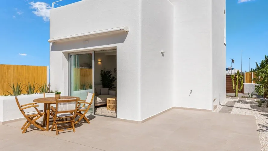3 bedrooms villa for sale, Los Alcazares, Spain No. 1164 № 1