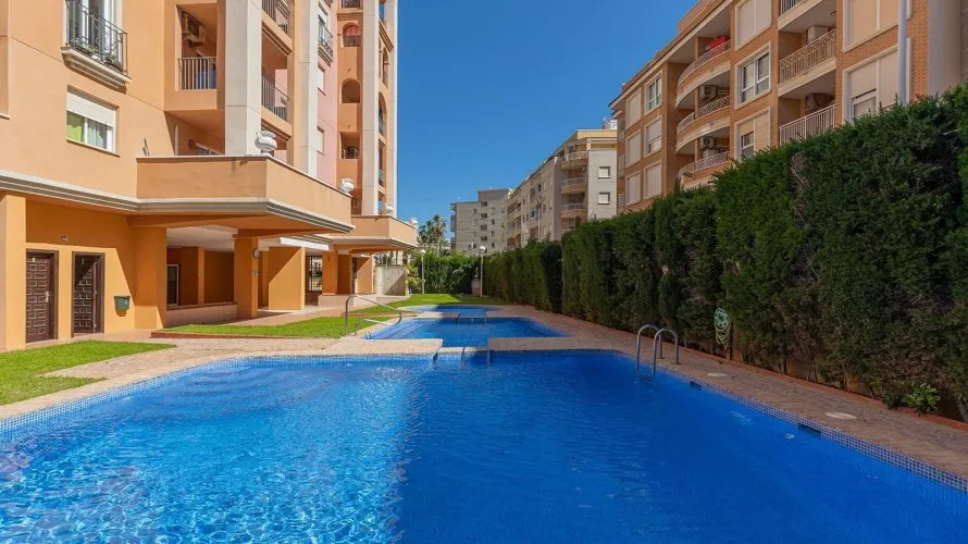 2 bedrooms apartment for sale , Torrevieja, Spain No. 1301 № 25