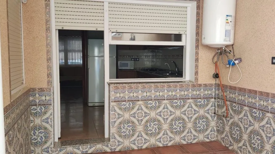 3 bedrooms house for sale, Torrevieja, Spain No. 1105 № 8