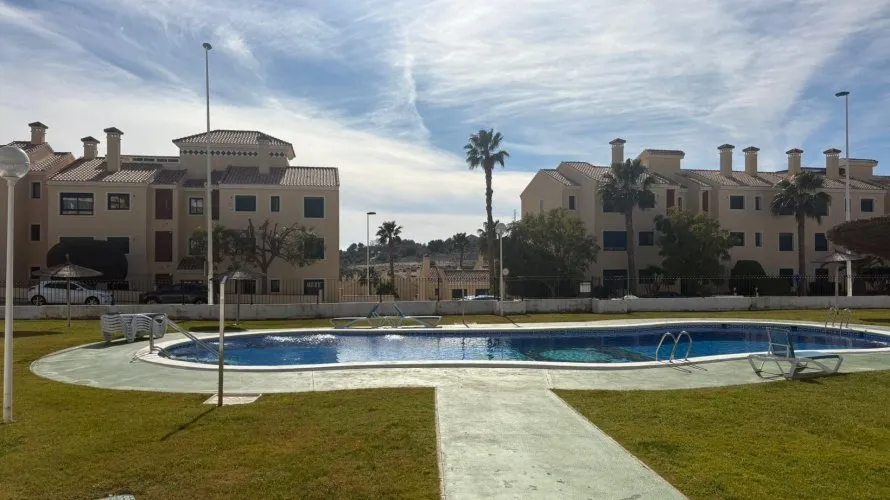 2 bedrooms apartment for sale, Campoamor, Spain No. 1239 № 1