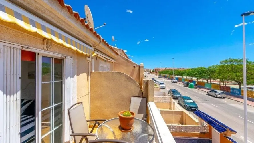 2 bedrooms house for sale , Torrevieja, Spain No. 1358 № 19