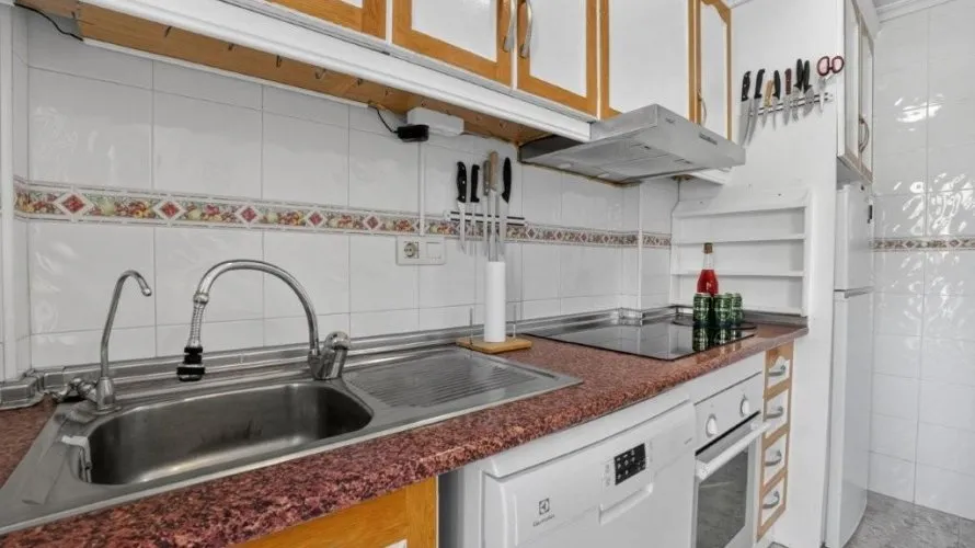 2 bedrooms house for sale , Torrevieja, Spain No. 1358 № 13