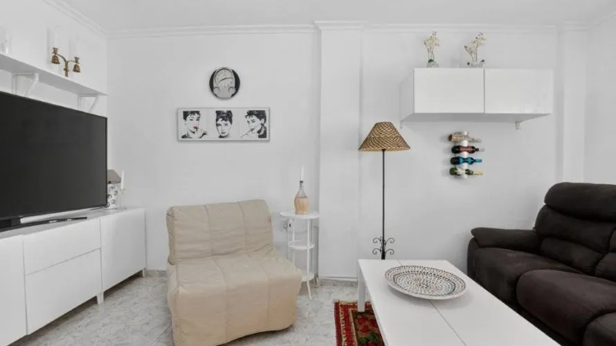 2 bedrooms house for sale , Torrevieja, Spain No. 1358 № 6