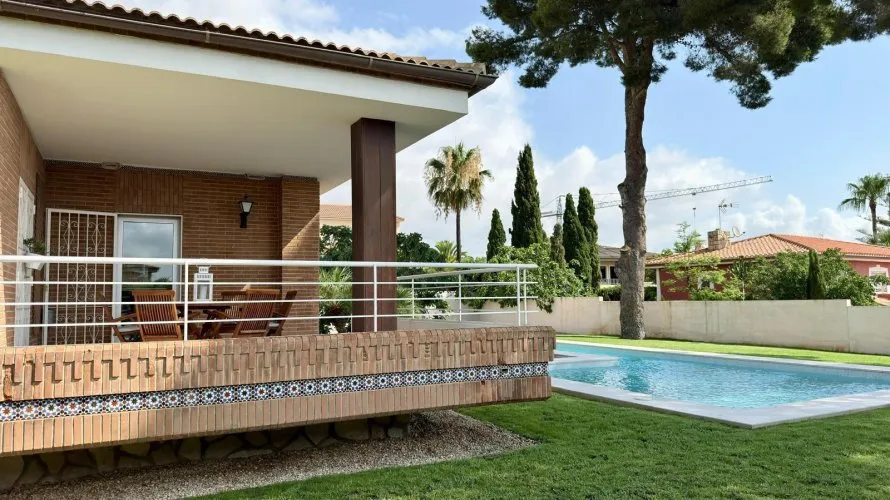 3 bedrooms villa for sale , La Nucia, Spain No. 630