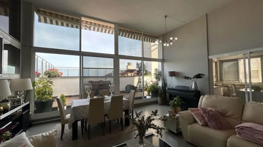 3 bedrooms penthouse for sale, Finestrat, Spain No. 1089 № 5