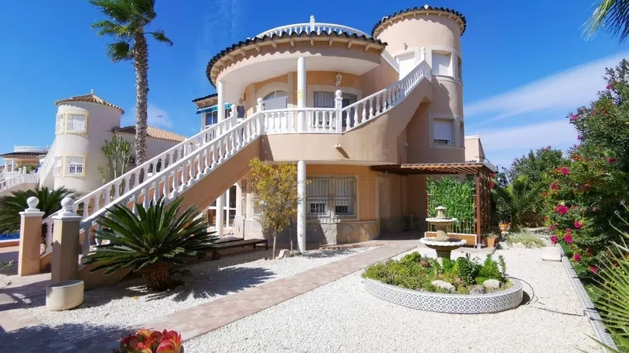 256m² apartment for sale, La Florida, Spain No. 1058 № 1