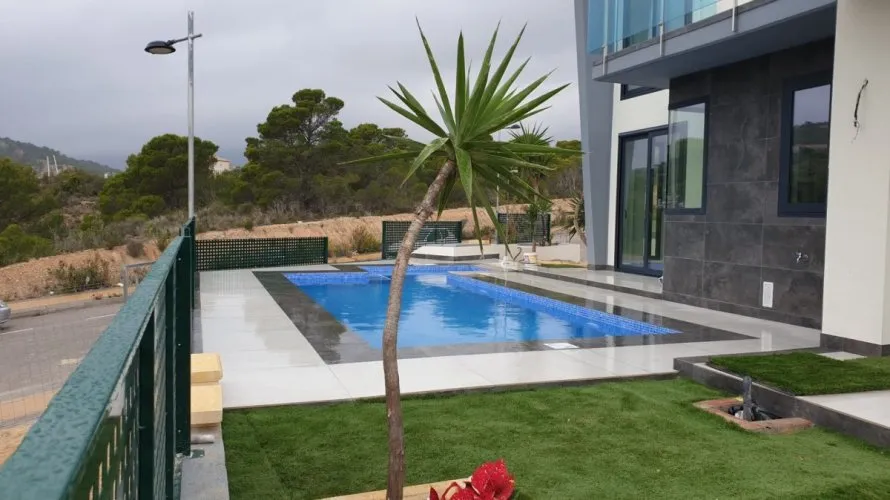 3 bedrooms villa for sale , Finestrat, Spain No. 645