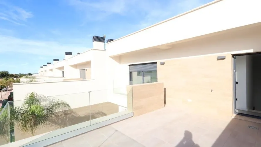 3 bedrooms apartment for sale, Los Alcazares, Spain No. 1034 № 17