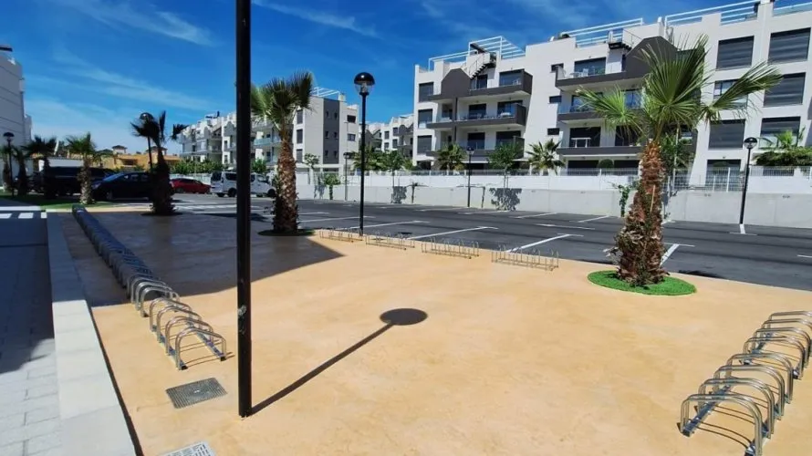 2 bedrooms apartment for sale, Villamartin, Spain No. 950 № 25