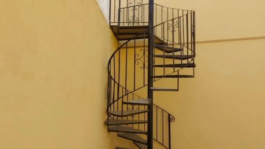 8 bedrooms villa for sale , Maryvilla, Spain No. 806 № 18