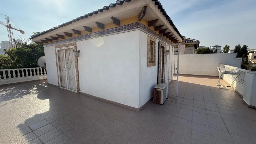3 bedrooms house for sale, Torrevieja, Spain No. 1288 № 20