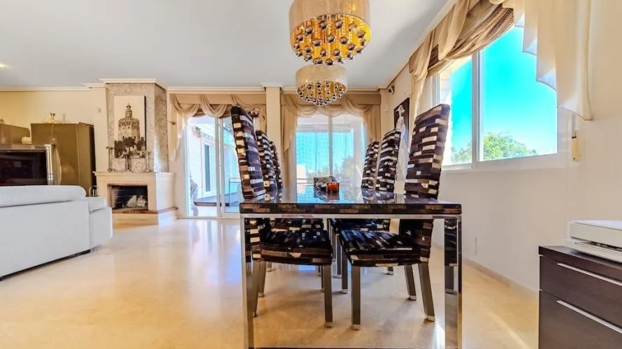 5 bedrooms villa for sale, Torrevieja, Spain No. 1098 № 9