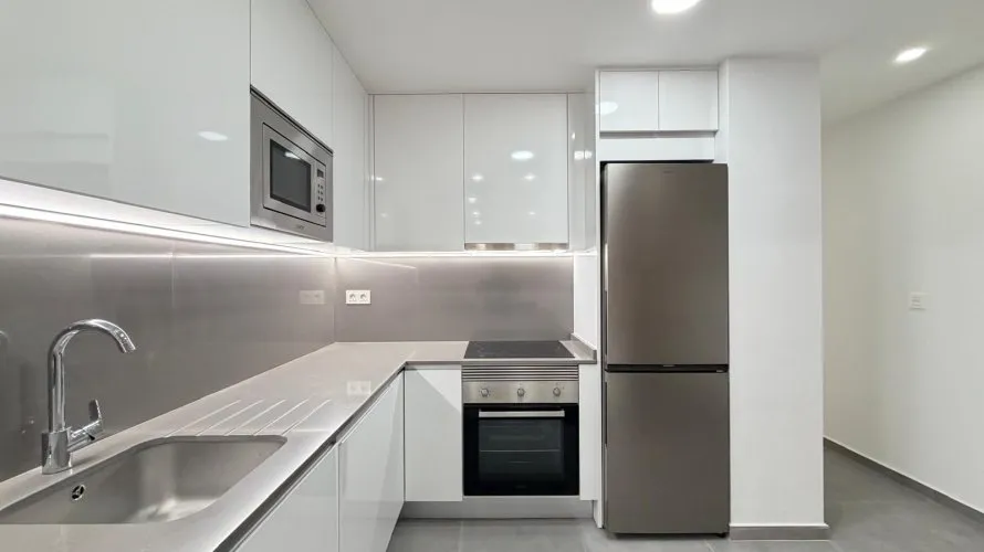 3 bedrooms apartment for sale, Torrevieja, Spain No. 620 № 9