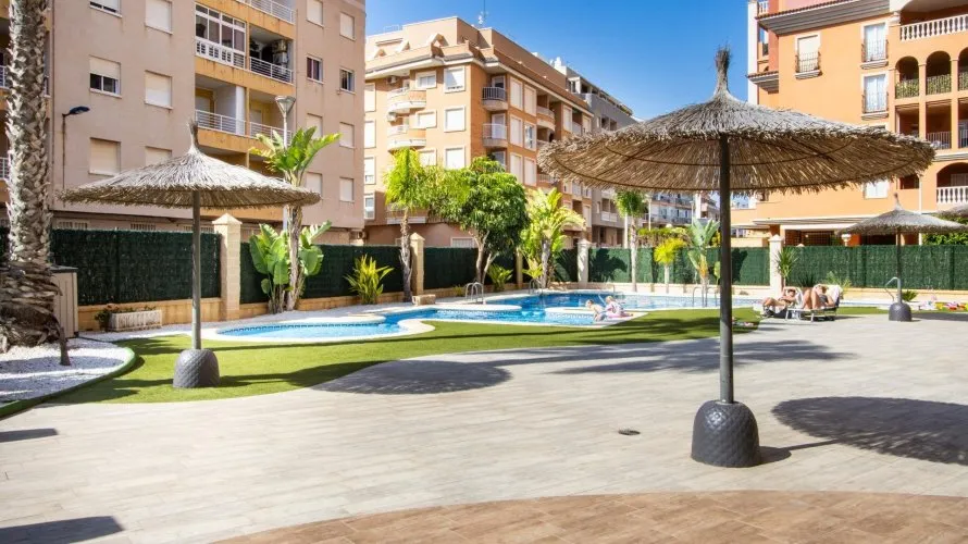 3 bedrooms apartment for sale, Torrevieja, Spain No. 631 № 26