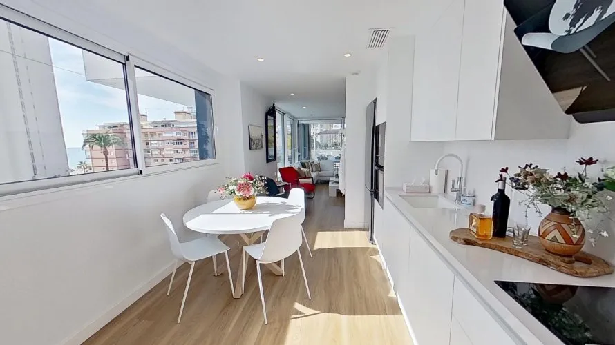 2 bedrooms apartment for sale , Benidorm, Spain No. 623 № 1