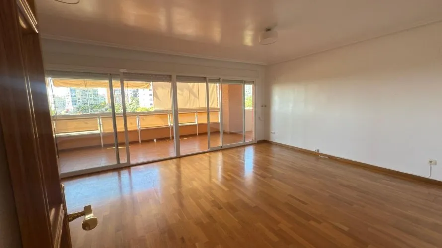 3 bedrooms apartment for sale , Alicante, Spain No. 570 № 21