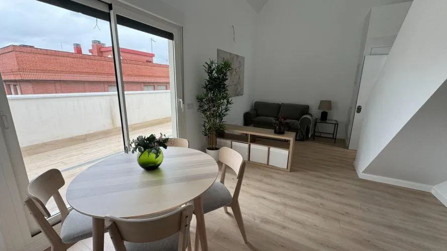 2 bedrooms penthouse for sale, Madrid, Spain No. 1066