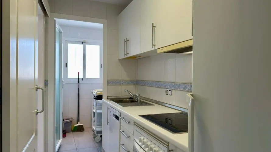 2 bedrooms penthouse for sale , Benidorm, Spain No. 574 № 9