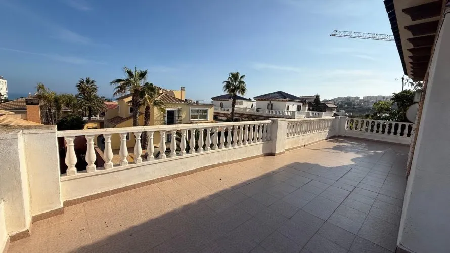3 bedrooms house for sale, Torrevieja, Spain No. 1288 № 18