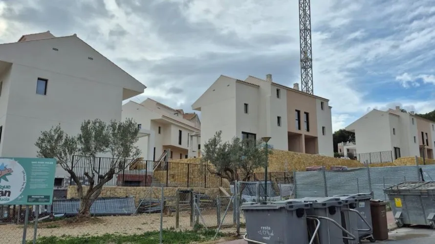 3 bedrooms house for sale, La Nucia, Spain No. 1349 № 19