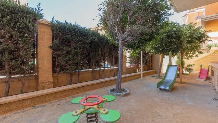 2 bedrooms apartment for sale , Torrevieja, Spain No. 1301 № 27