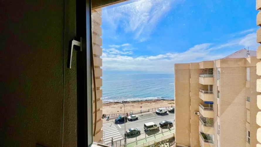 2 bedrooms penthouse for sale, Torrevieja, Spain No. 1262 № 22
