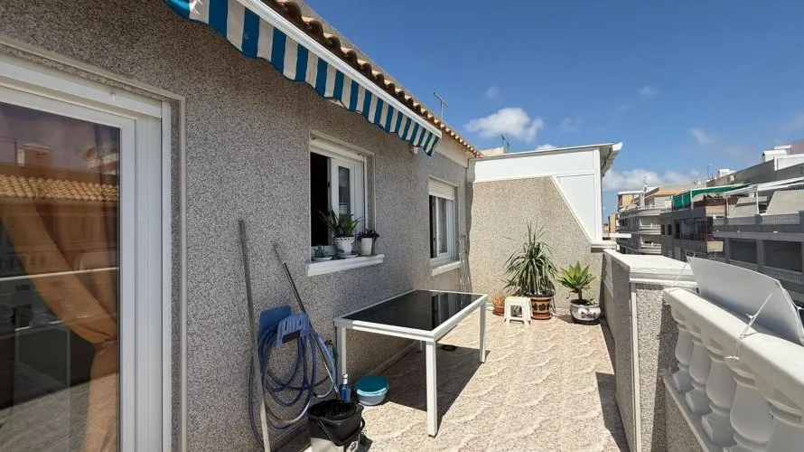 2 bedrooms penthouse for sale , Torrevieja, Spain No. 1351
