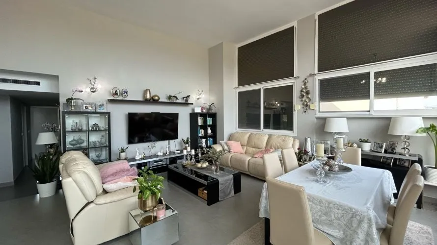 3 bedrooms penthouse for sale, Finestrat, Spain No. 1089 № 8