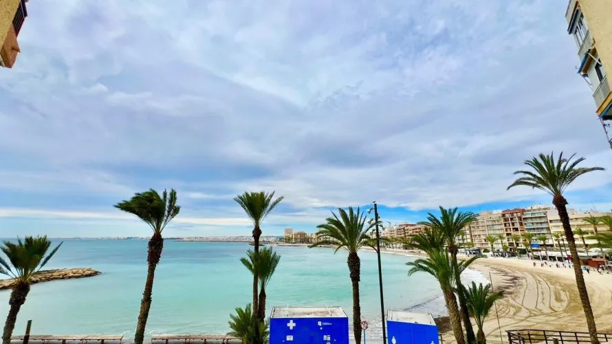 3 bedrooms apartment for sale, Torrevieja, Spain No. 1245 № 16