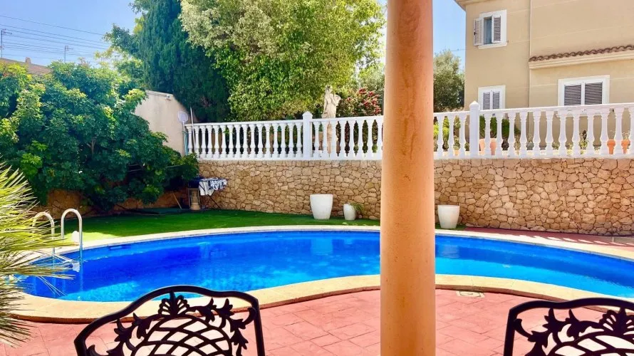 3 bedrooms villa for sale , Torrevieja, Spain No. 564 № 12