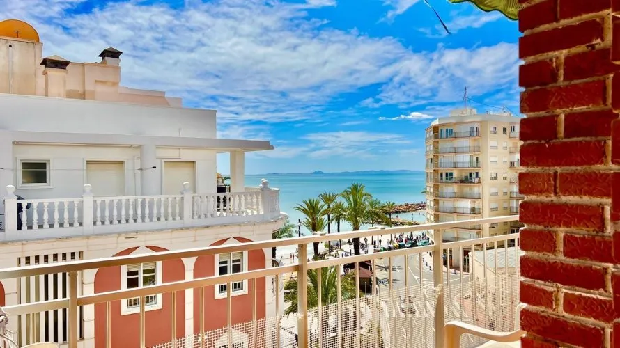 3 bedrooms penthouse for sale , Torrevieja, Spain No. 586 № 18