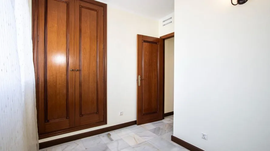 3 bedrooms apartment for sale, Torrevieja, Spain No. 631 № 2