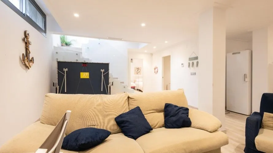 4 bedrooms apartment for sale, La Florida, Spain No. 1267 № 19